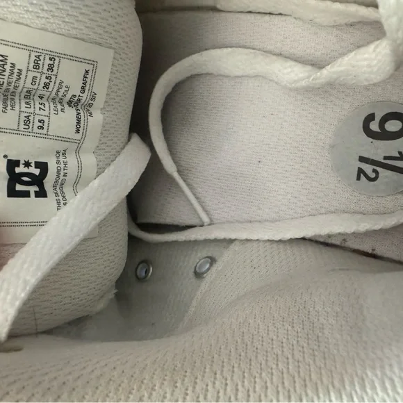 DC Women's Court Graffik Women's Size 9.5 Rainbow - Picture 3 of 7